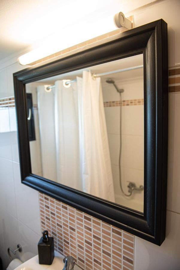 Grand Getaway Suite 300Mts From The Beach Peraía Exteriér fotografie
